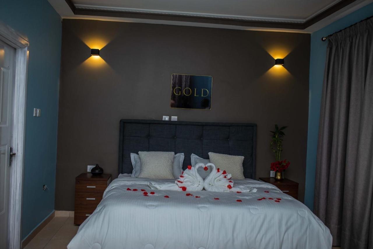 Hotel Piano & Gold Collections, Peduase Peduasi Esterno foto